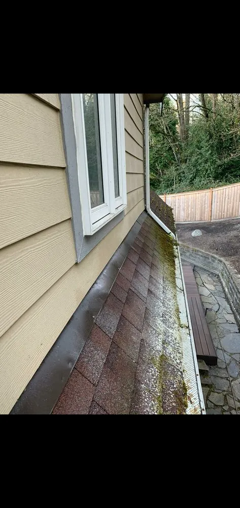 Slide of Best Seattle Roofers