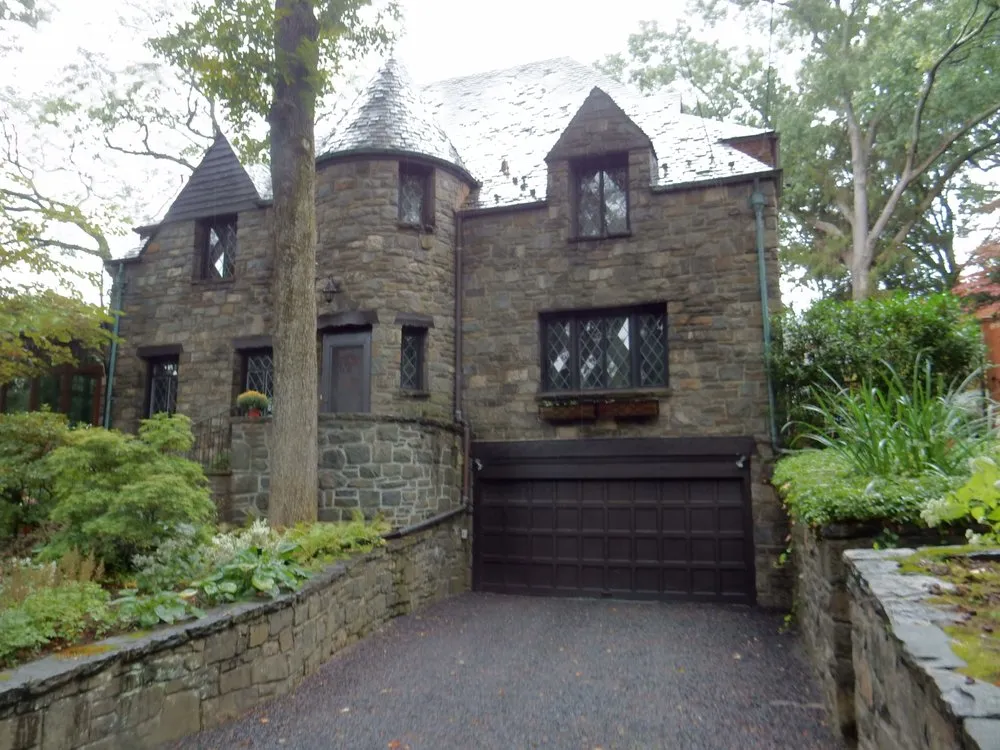 Slide of Bestoration Contracting