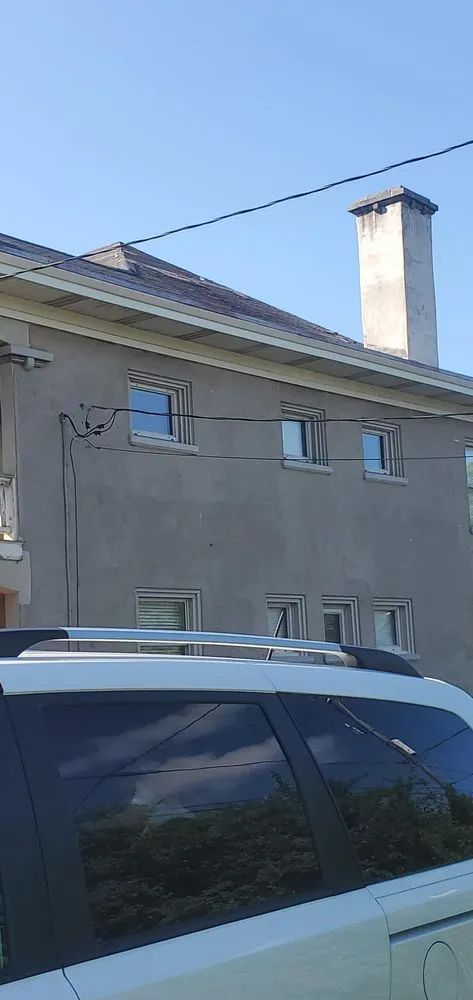 Slide of Bett's Contracting