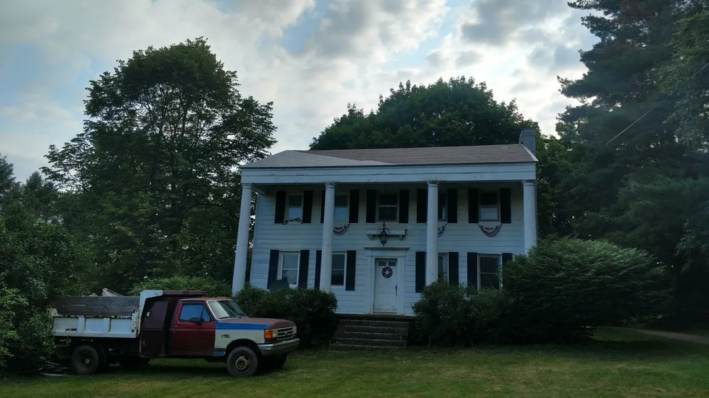 Slide of Bett's Contracting