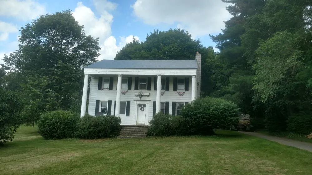 Slide of Bett's Contracting