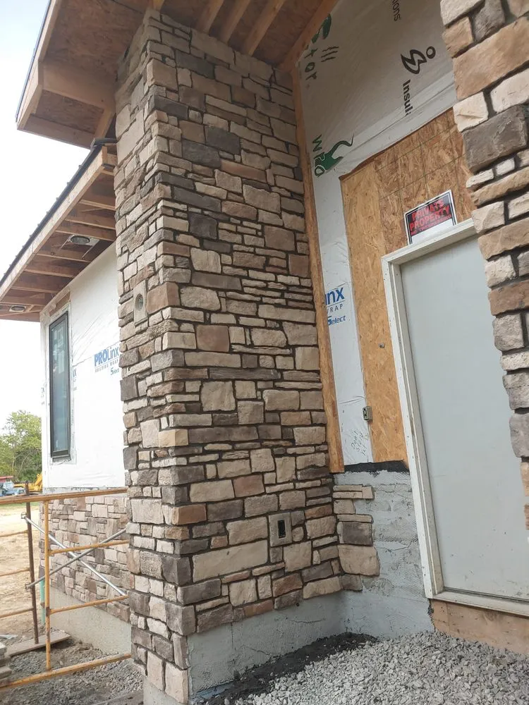 Slide of B&G Construction