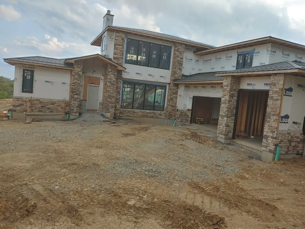 Slide of B&G Construction