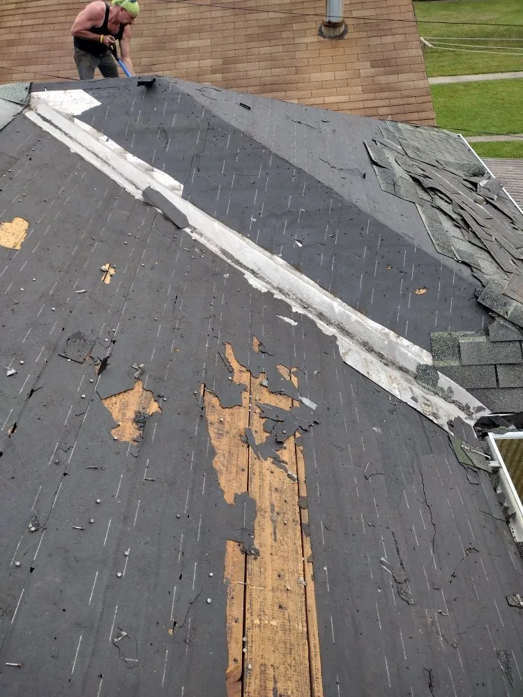 Emergency flat roof repair experts serving Adrian, PA - BG Services
