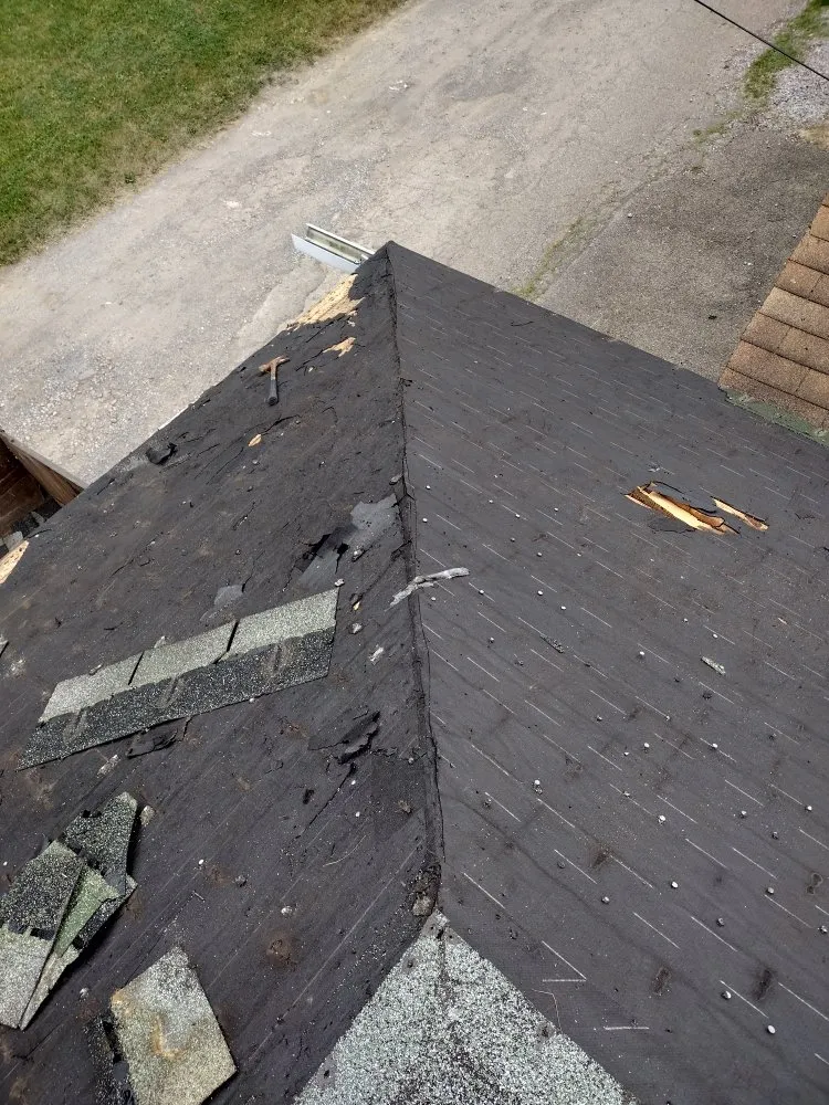 Licensed roof repair in Adrian, PA - BG Services
