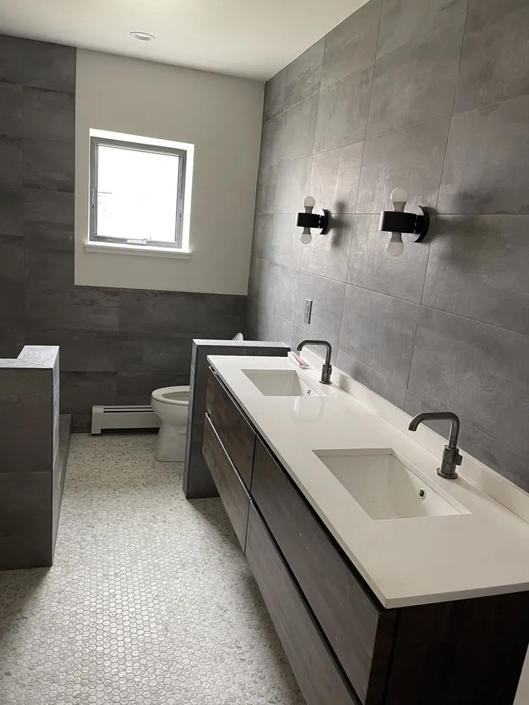 Slide of B&G1 Construction