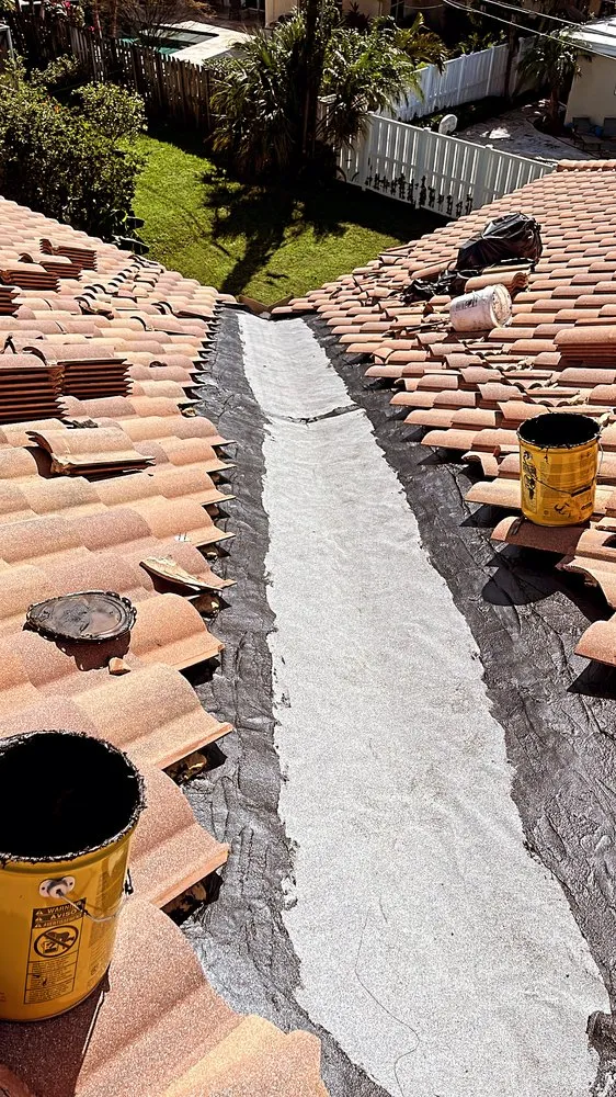 Slide of Bgr Roofing