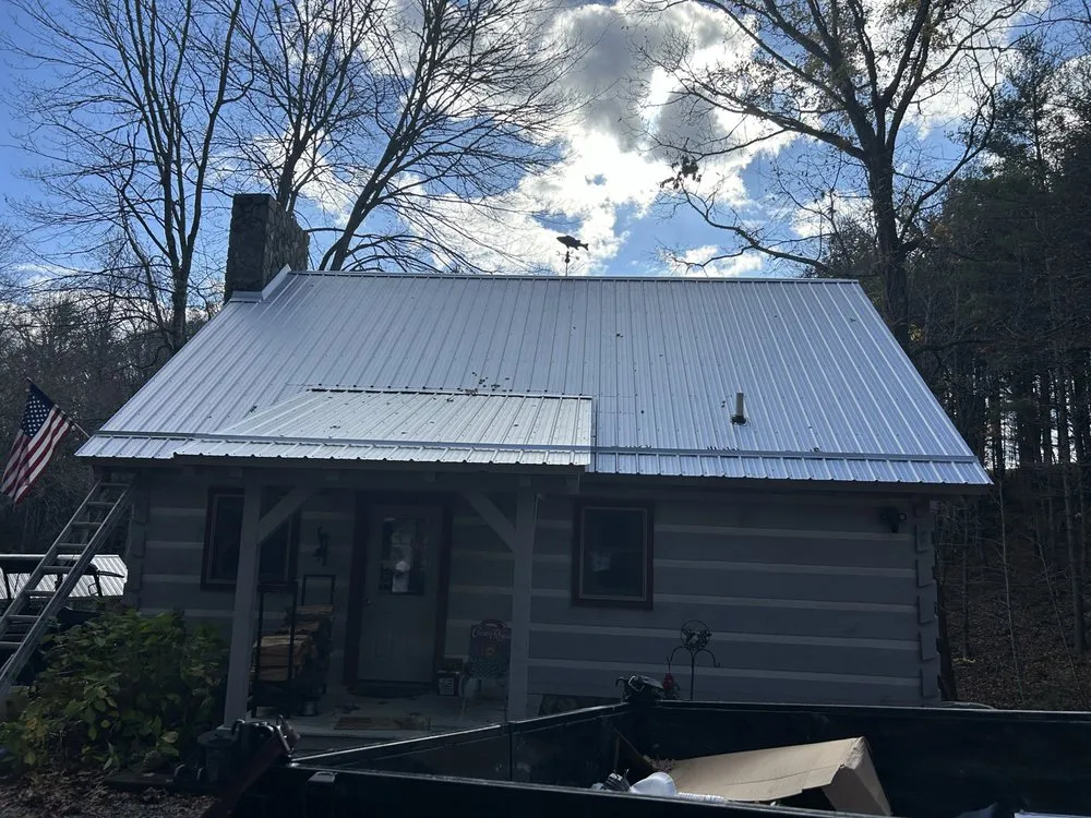 Local roof leak repair experts serving Elk Creek, VA - Big AL Construction