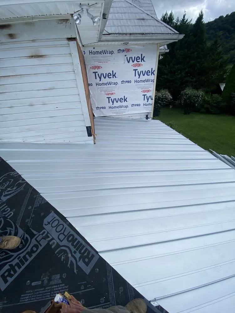 Top-rated roof replacement in Elk Creek, VA by Big AL Construction