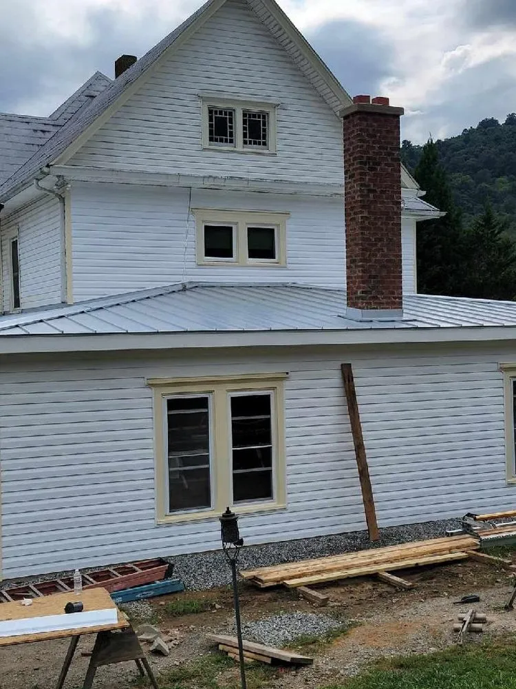 Expert metal roofing installation experts serving Elk Creek, VA - Big AL Construction