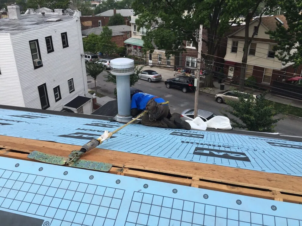 Expert roof leak repair with free inspection across Carroll Gardens, NY - Big Apple Renovators