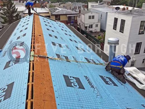 Licensed shingle roofing service in Carroll Gardens, NY by Big Apple Renovators