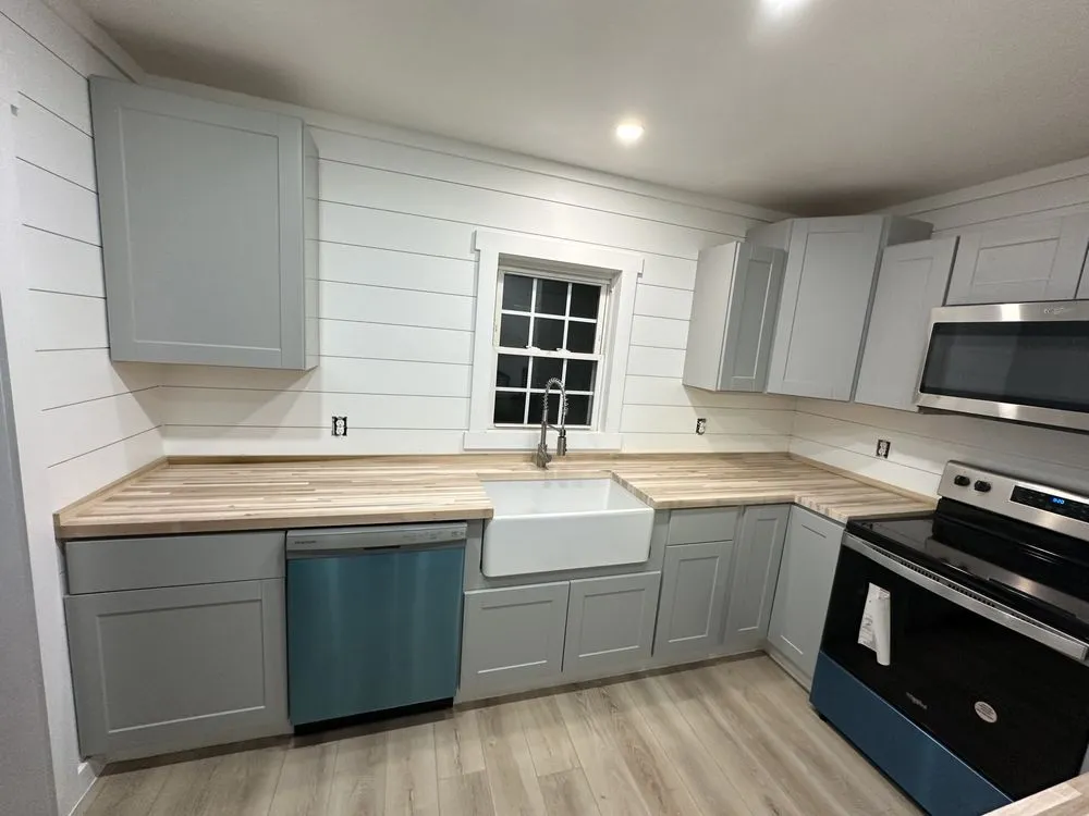 Slide of Big Bear Construction and Restorations