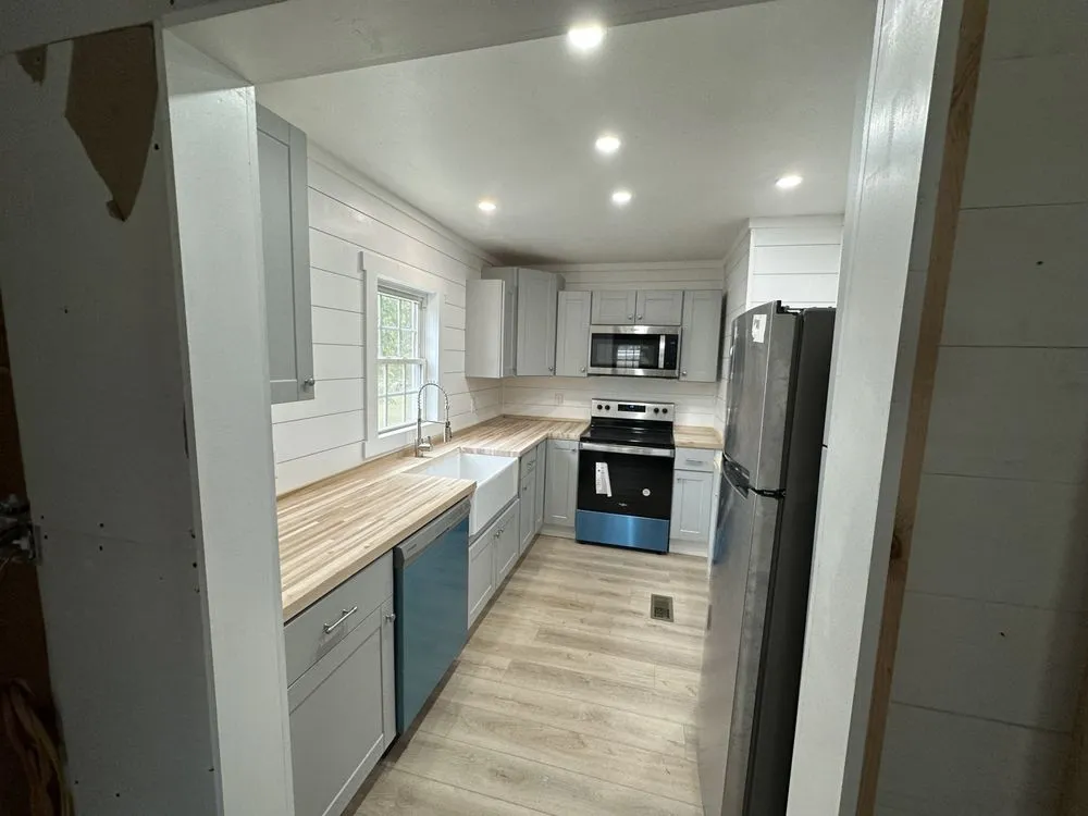 Slide of Big Bear Construction and Restorations