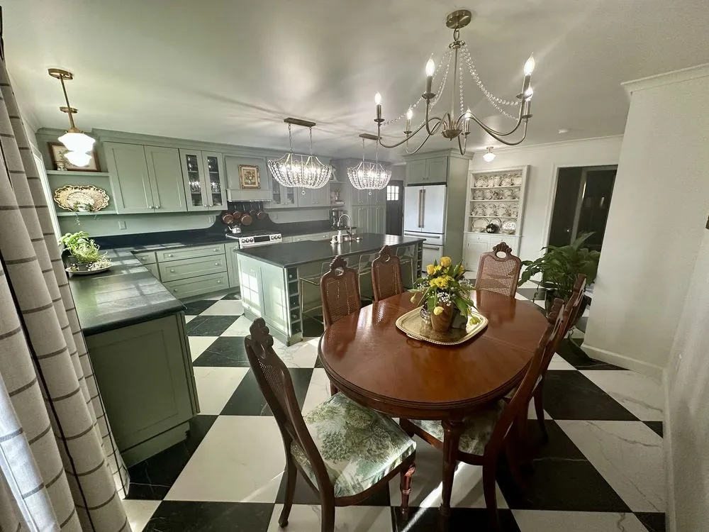 Slide of Big Bear Construction and Restorations