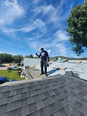 BIg Bear Roofing Logo