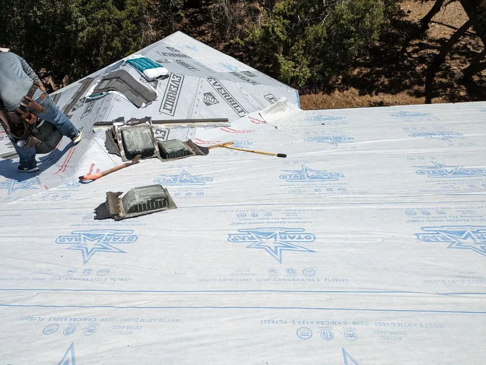 Slide of Big Boy Roofing