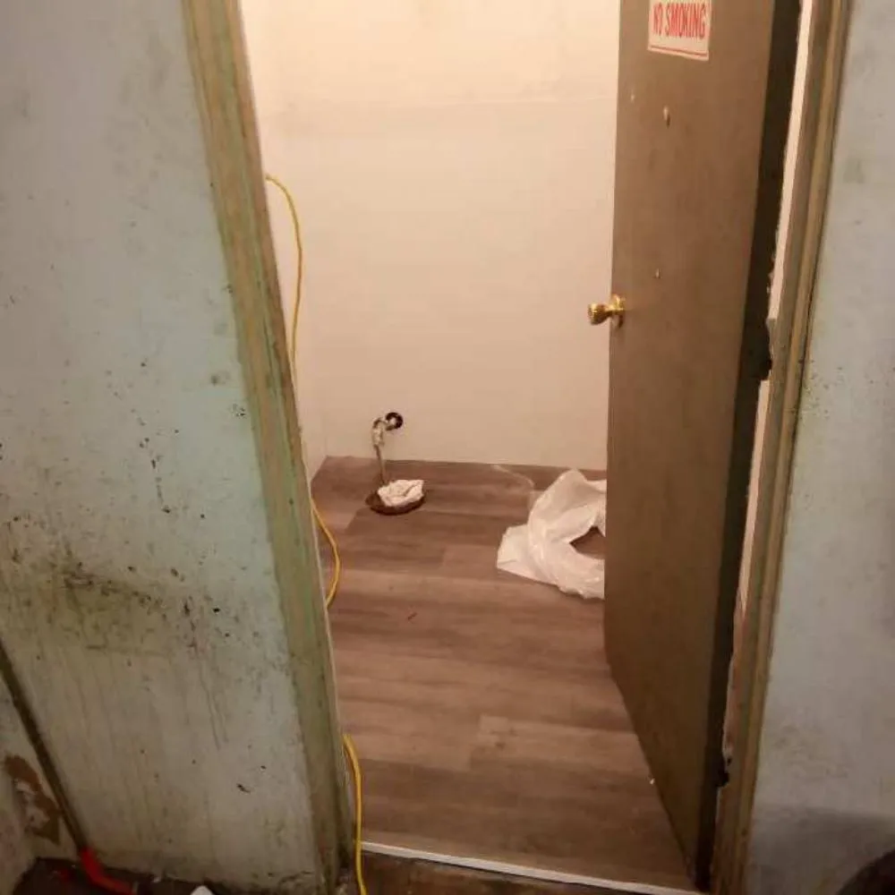 Slide of Big Dawgs Decks and Construction