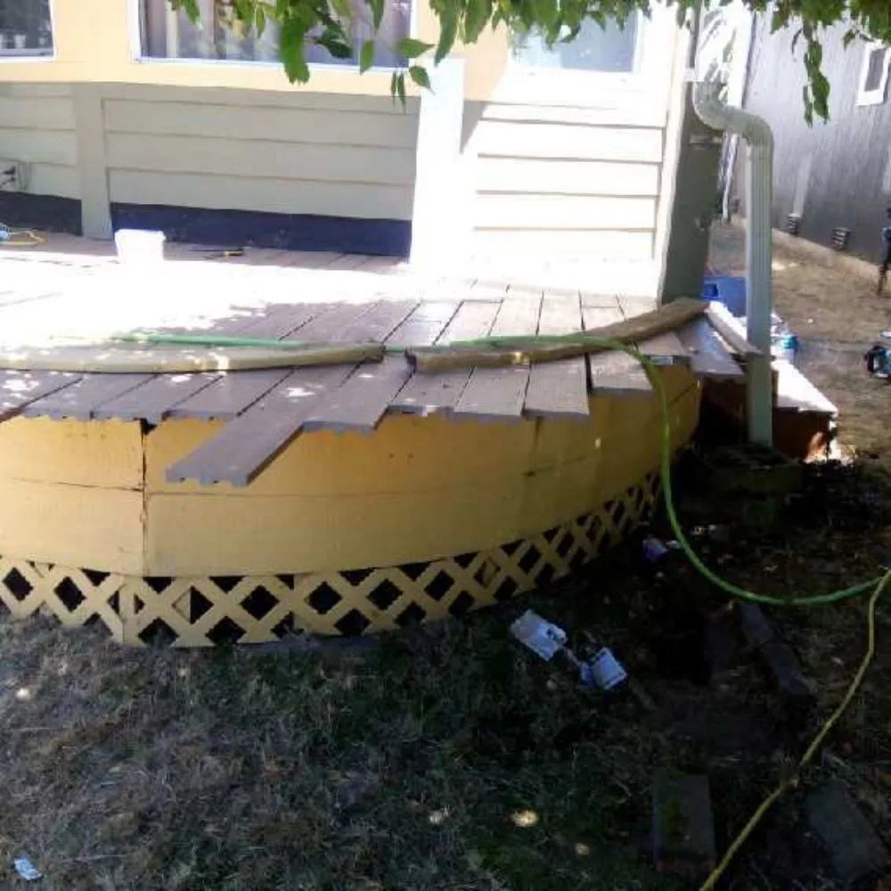 Slide of Big Dawgs Decks and Construction