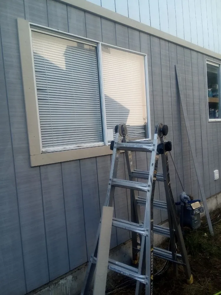 Slide of Big Dawgs Decks and Construction