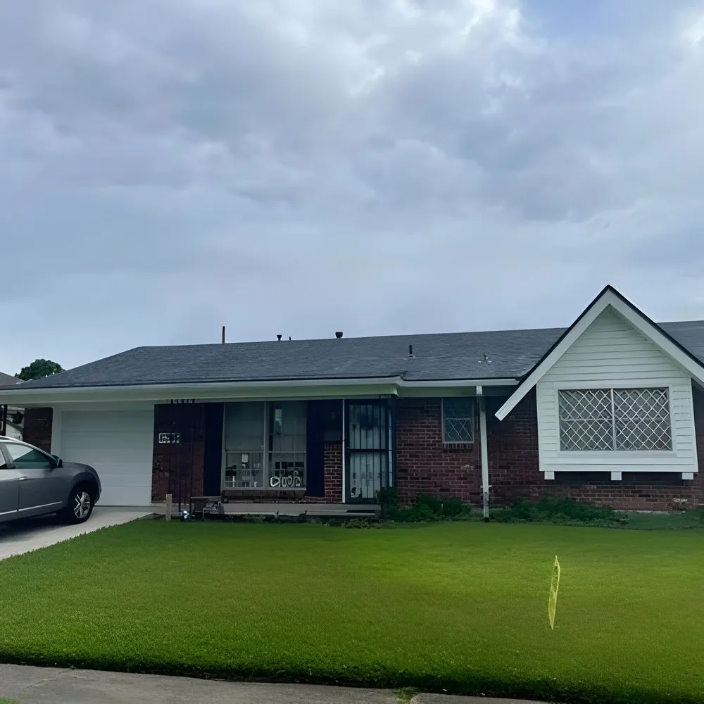 Slide of Big Easy Roofing