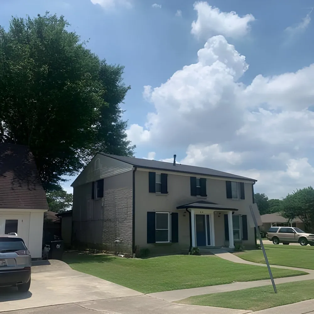 Slide of Big Easy Roofing