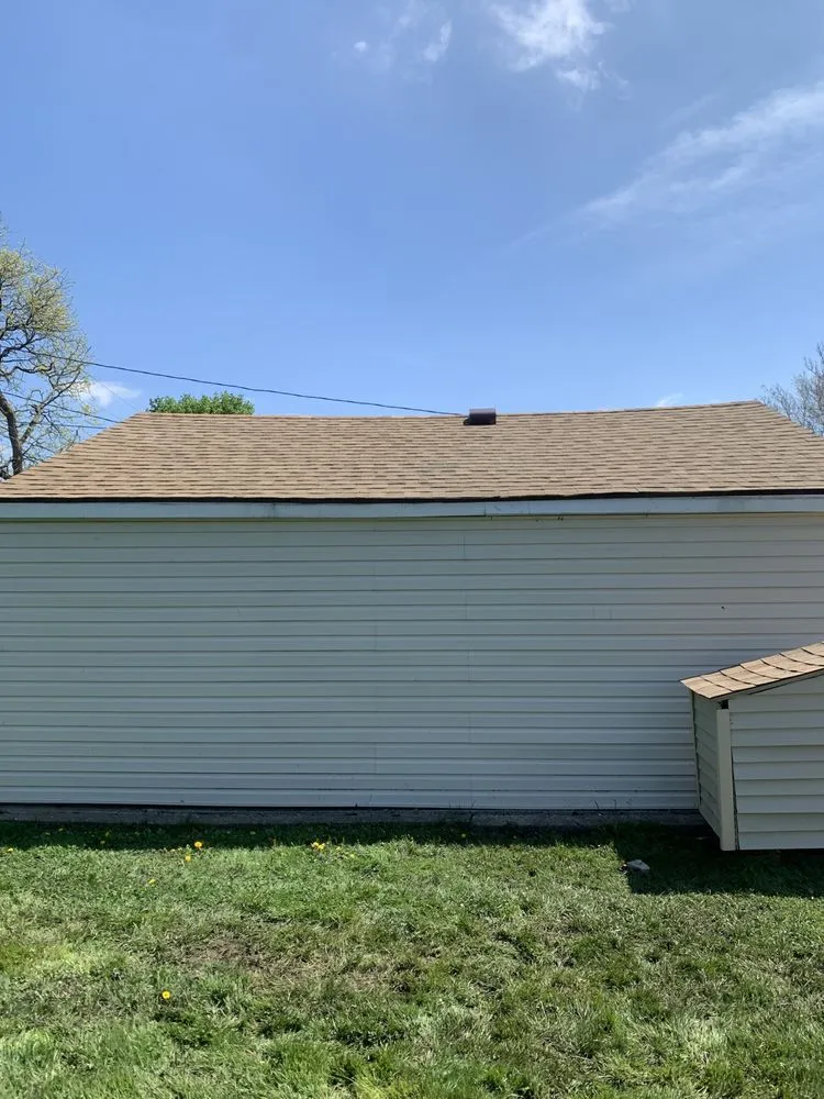 Slide of Big Glenn Roofing & Gutters