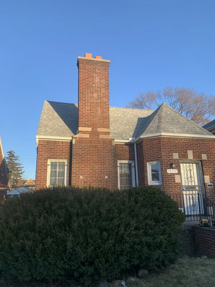 Slide of Big Glenn Roofing & Gutters