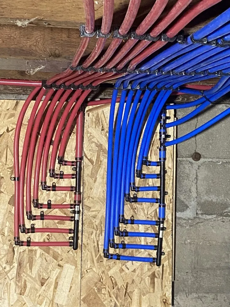 Slide of Big Head Builders