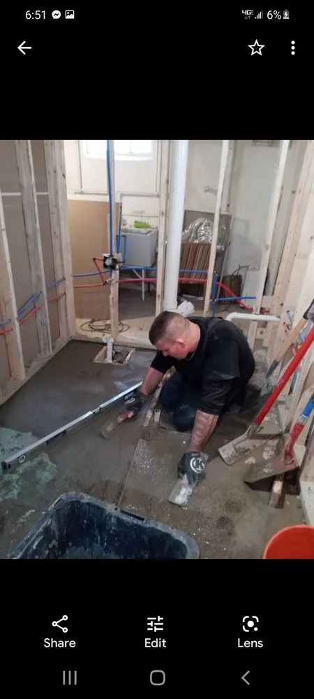 Slide of Big Head Builders