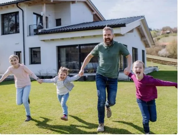 Slide of Big League Roofing