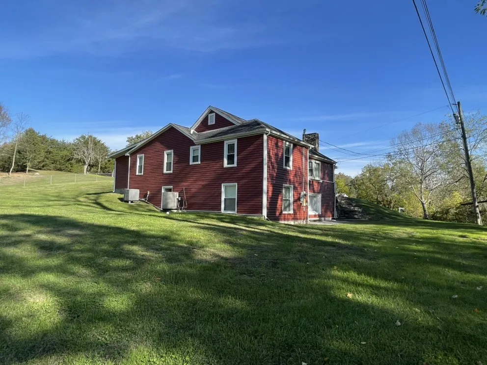 Slide of Big M Roofing & Construction