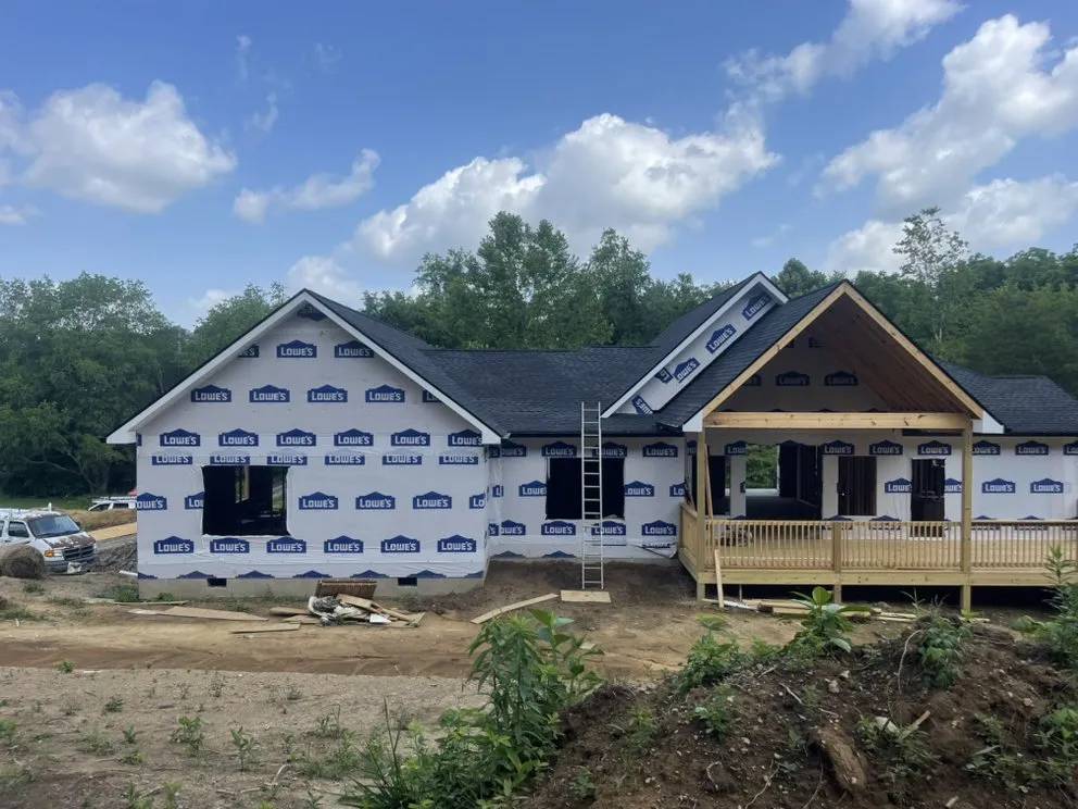 Slide of Big M Roofing & Construction