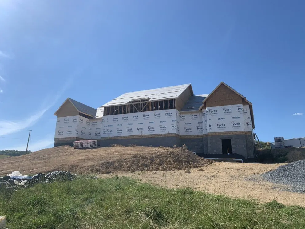 Slide of Big M Roofing & Construction