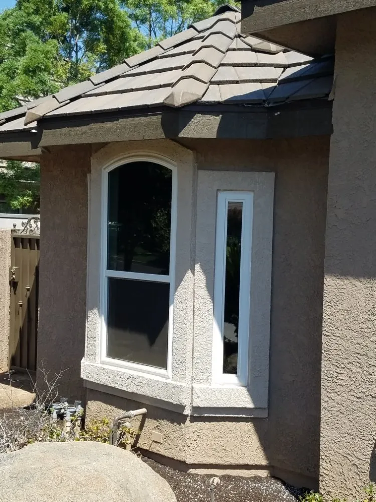 Slide of Big Valley Windows