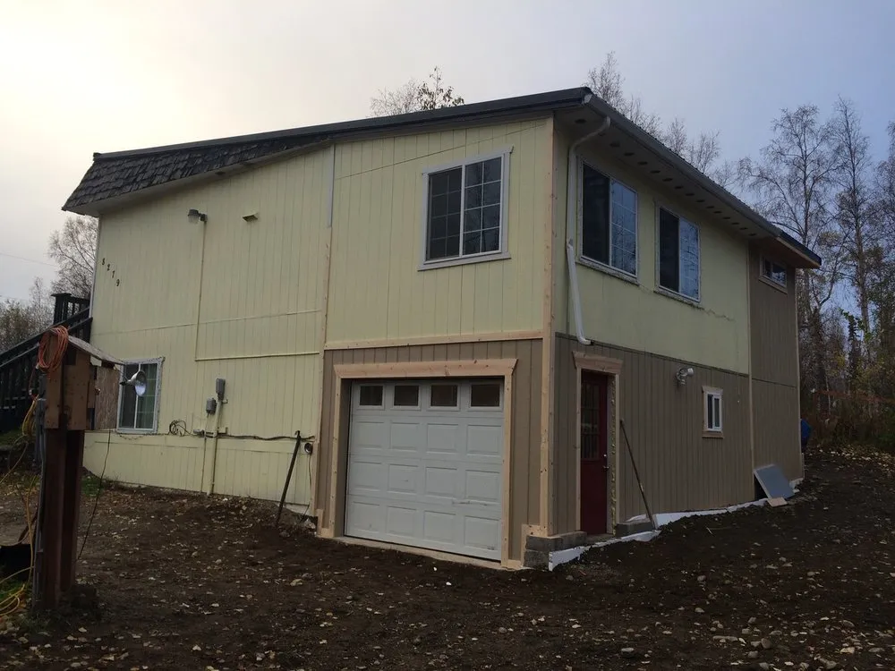 Slide of Bigfoot Decking & Services