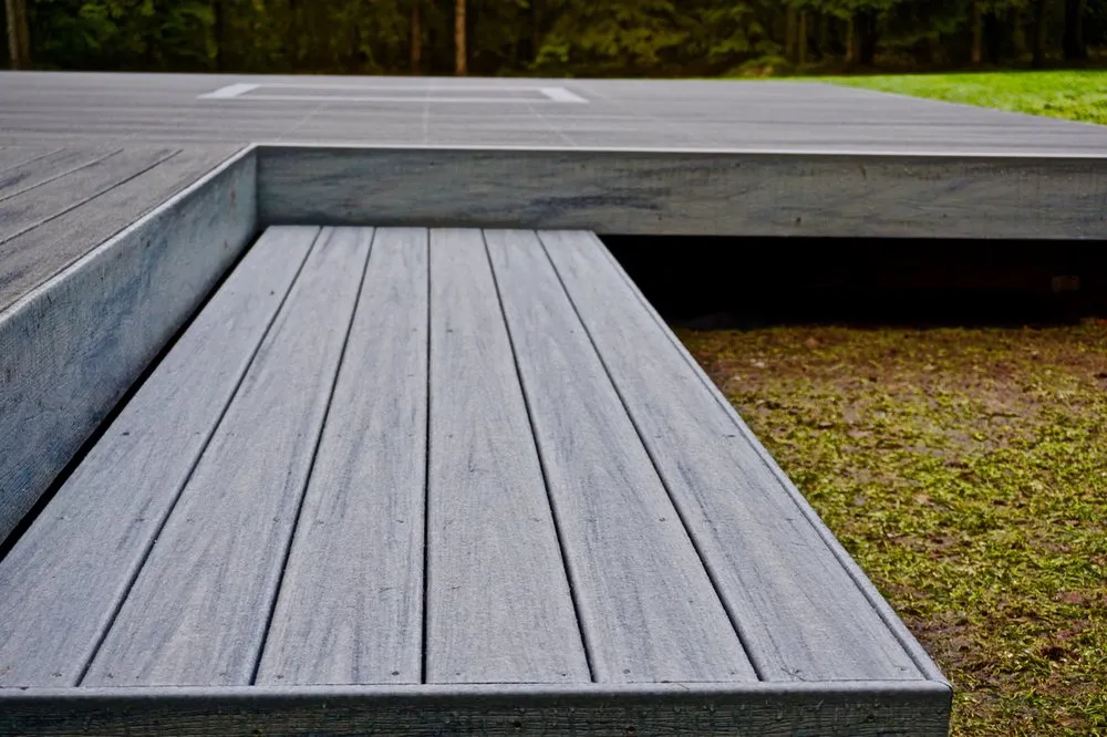 Slide of Bigfoot Decking & Services