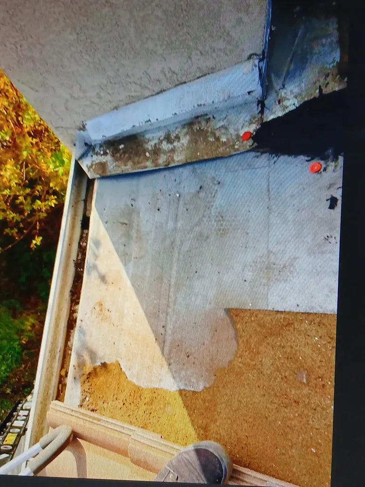 Slide of Bigfoot Roofing