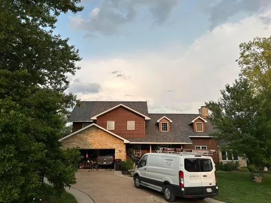 Bigger&BetterRoofing Logo