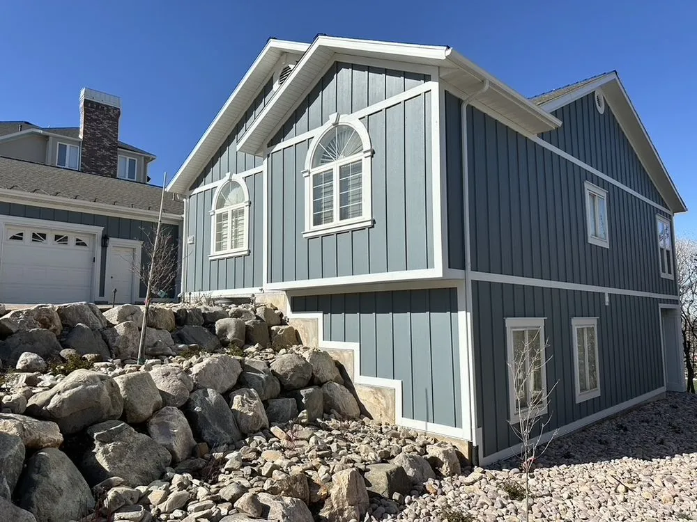 Slide of Bighorn Roofing