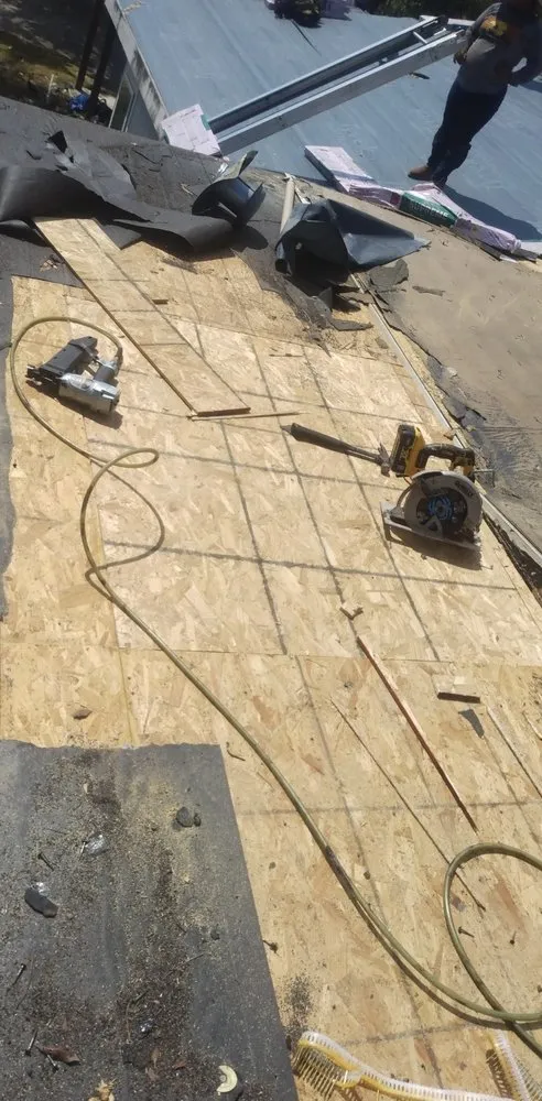 Slide of Bill Embrey Roofing