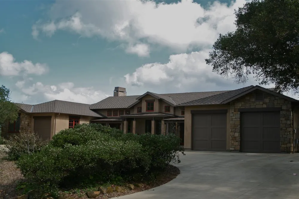 Slide of Bill Hamilton Roofing