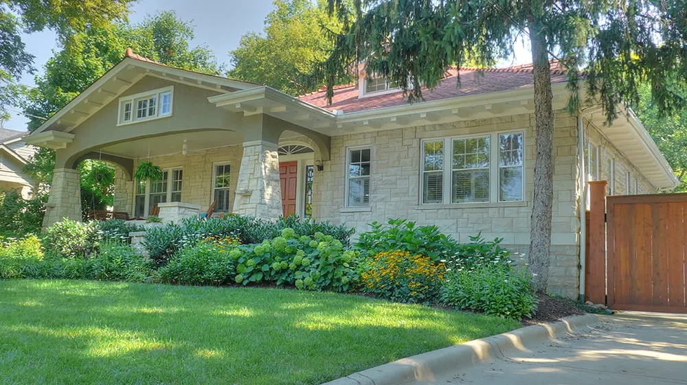 Slide of Bill Ragan Roofing