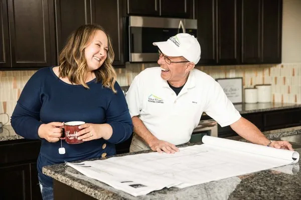 Bill Ragan Roofing Logo