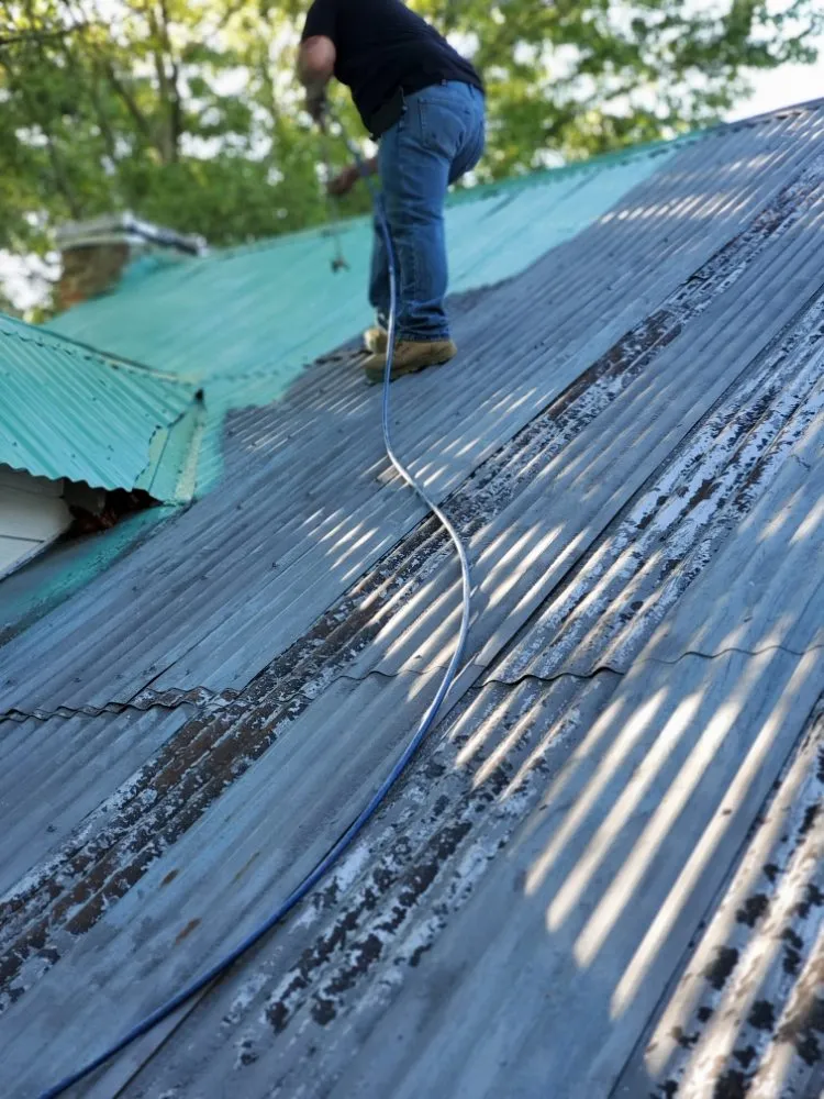 Slide of Billiot's Roofing & Carpentry