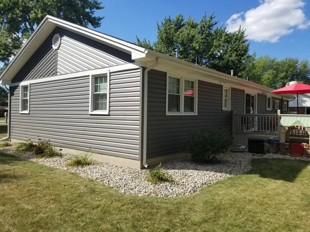 Slide of Bill's Roofing & Siding