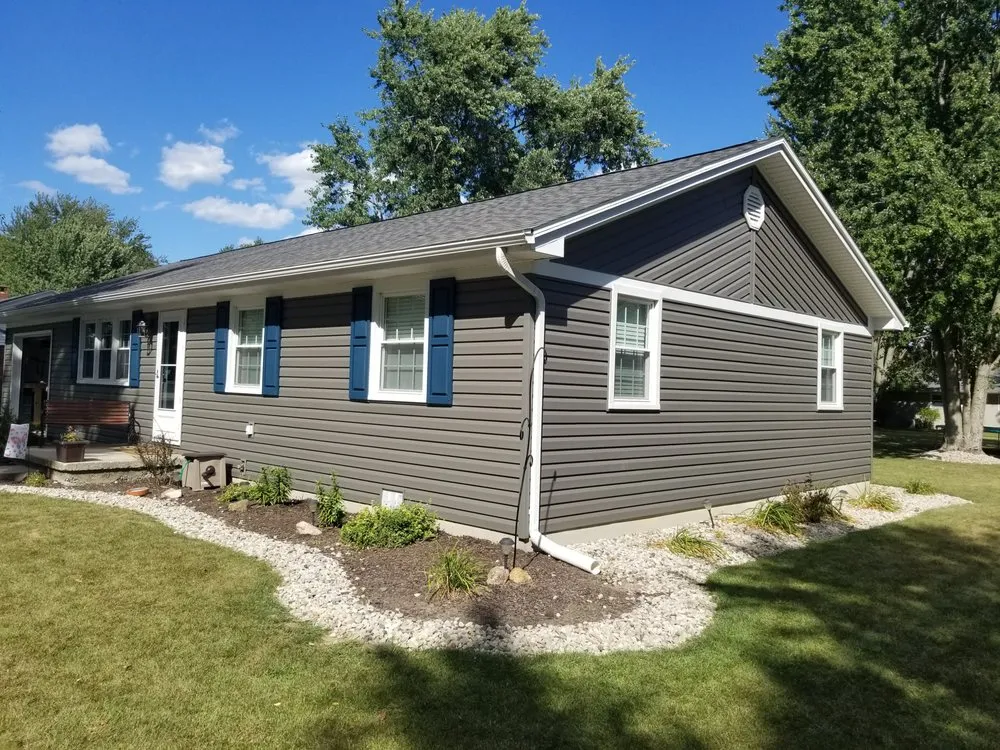 Slide of Bill's Roofing & Siding