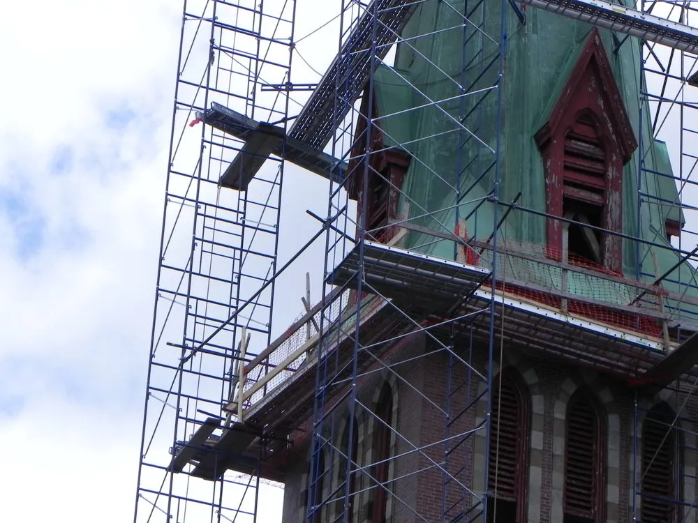 Slide of Bill's Roofing