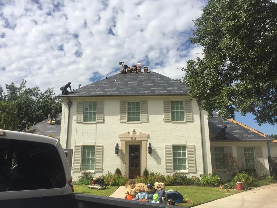 Slide of Billy Harris Roofing
