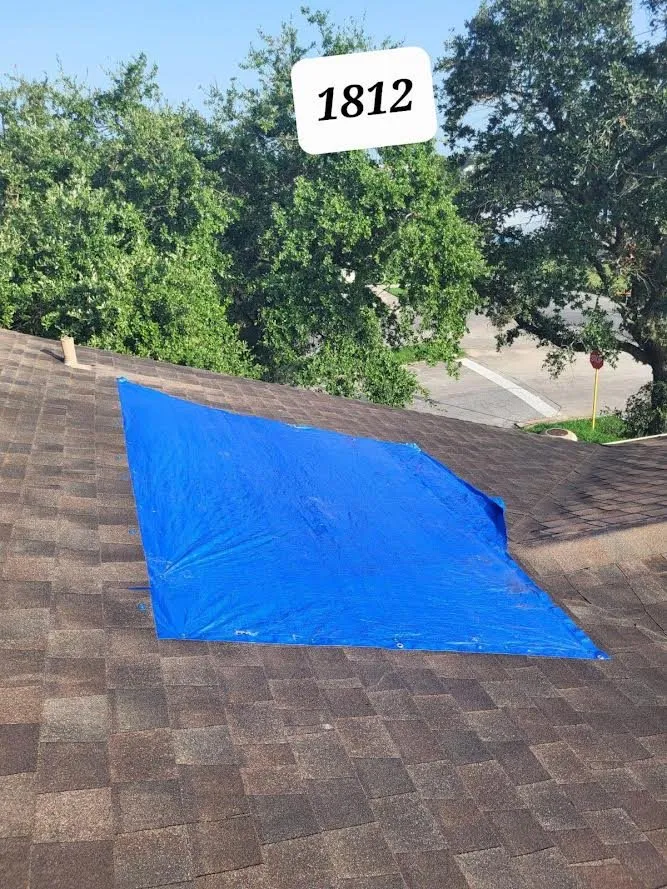 Slide of Billy Hood & Associates